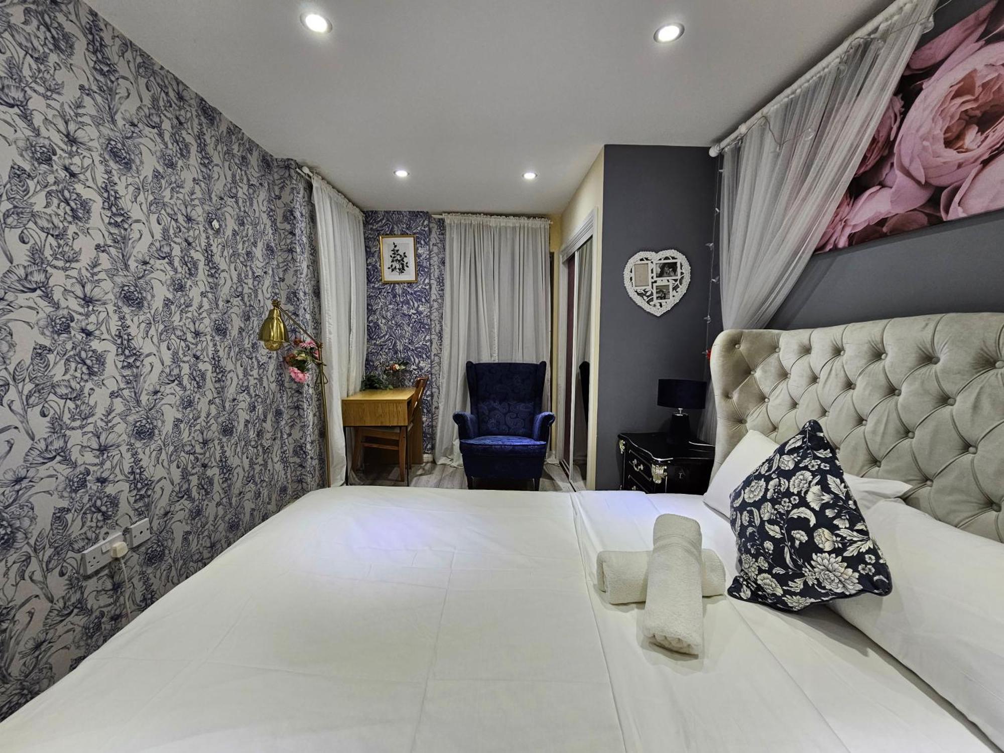 Wallwood Rooms Лондон Экстерьер фото