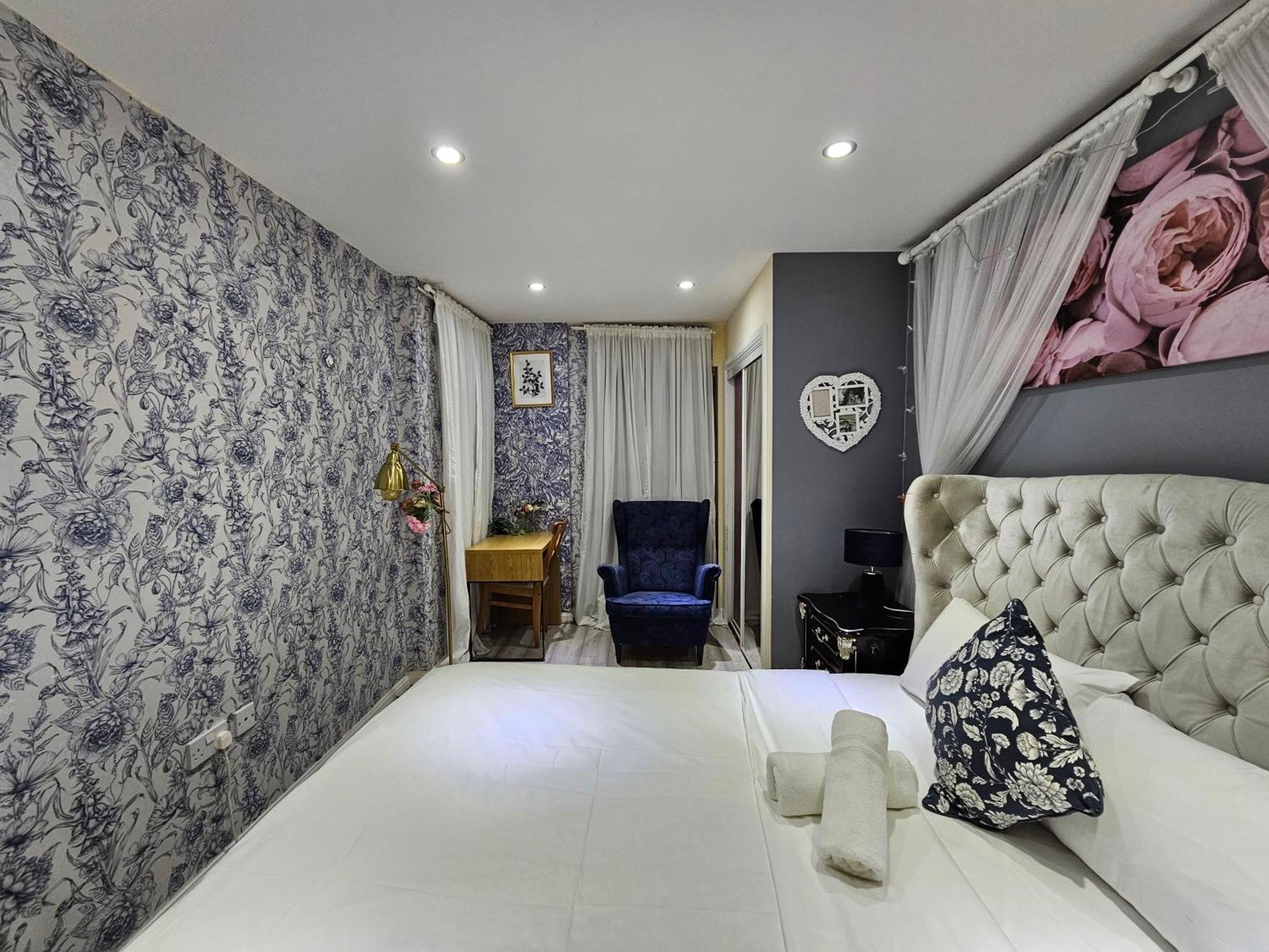 Wallwood Rooms Лондон Экстерьер фото